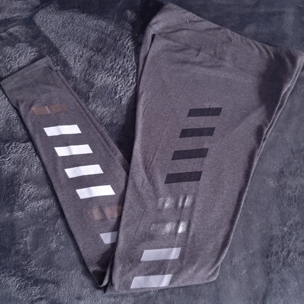 So. Yoga Leggings Grey Size Med